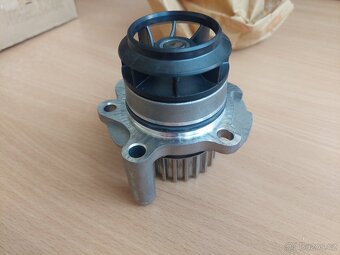Vodní čerpadlo 2.0 TSI 147kw BWA - 6