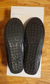 Nové dívčí kožené baleriny Geox respira v.35 - 6