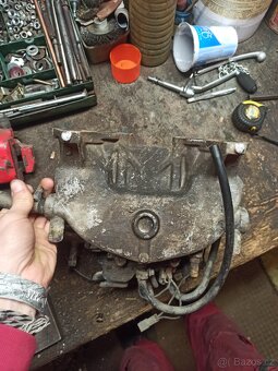 Favorit karburátor a sání - 6