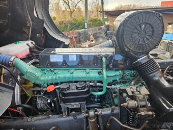 Volvo FM 8x4 - 6