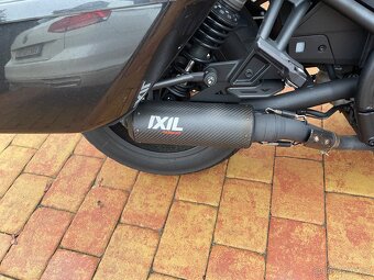 Honda Rebel 1100 - 6