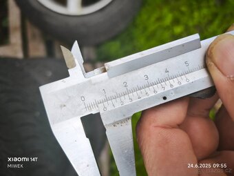 Zimní pneu 185/60 R15 + DISKY - 6