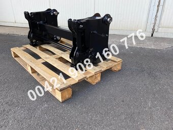 Nový rychloupínač + paletizační vidle na JCB 3/4CX bagr - 6