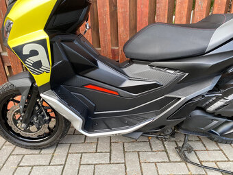 Aprilia SR GT 125 (2022) - 6