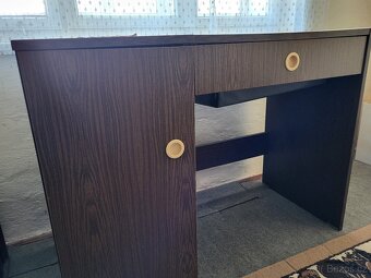 funkční elektrický šicí stroj VERITAS - 6