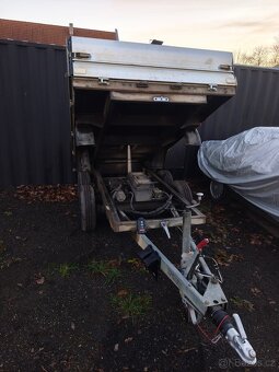 Bržděný přívěsný vozík - 6