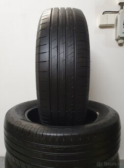 4x ZÁNOVNÍ 215/60 R17 Letní pneu Goodyear Efficient Grip - 6
