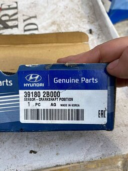 Prodám nové nepoužité originální OEM díly Hyundai - 6