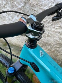 Yeti Arc TurQ Series vel.M - 6