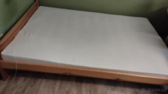Skříň, komoda a postel. - 6