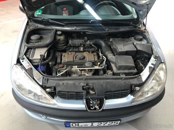 Peugeot 206 1,1 benzin 44kw/60k r.v. 2002 - 6