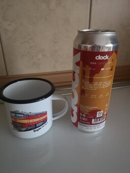 Přír. taška, trika, plecháček, pivo,...pro fanoušky mašinek. - 6