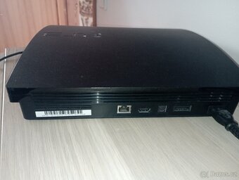 Prodám PlayStation 3 ve výborném stavu, + 8 her. - 6