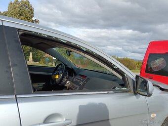 Mitsubishi LANCER - LPG - 6
