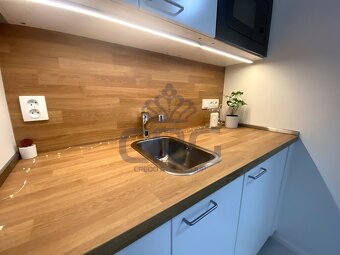 PRONÁJEM KANCELÁŘSKÉHO KOMPLEXU O CP CCA 181,57 M2, BRNO - 6