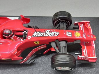 F1 FERRARI F2007 2007 MARLBORO RAIKKONEN HOTWHEELS 1:18 - 6