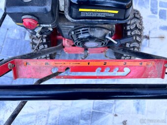 Sněhová fréza Vega 65l - 6