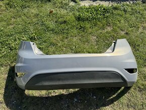 Zadní nárazník Ford Fiesta MK7 - 6