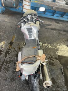 Suzuki SV 650 S 2003 - 6