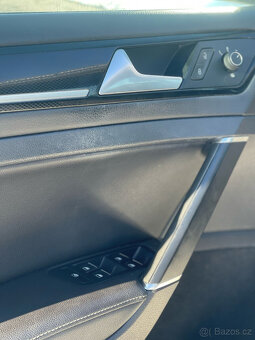 VOLKSWAGEN GOLF 1.6TDi VÝBAVA - 6
