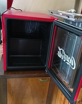Lednice CUBES CC 165 Coca Cola - 6