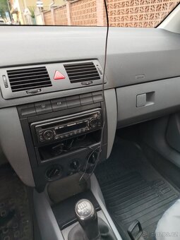 Škoda Fabia MK1. 1.4 16V - 6