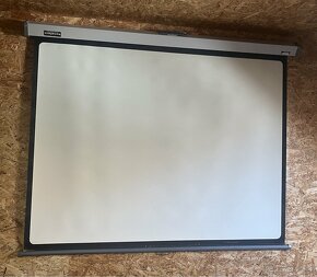 Epson EB 825 - 6