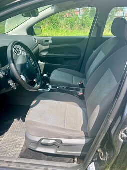 Ford Focus Trend 1.4i - 6