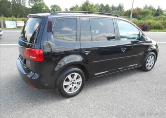 Volkswagen Touran 1,4 TSI 103 kW Serviiska benzín - 6