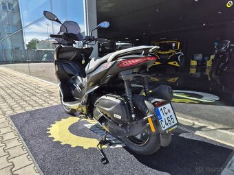 Aprilia SR GT 200 - 6