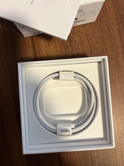 AirPods Pro ( 2nd generation ) with MagSafe - 6