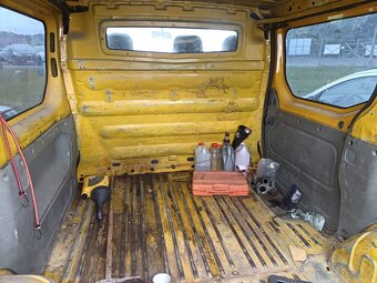 Opel vivaro 1.9 cdti - 6