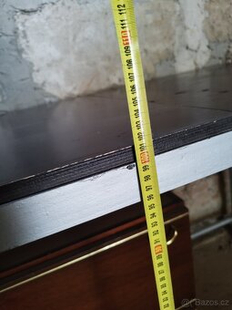 Pracovní stůl - 6