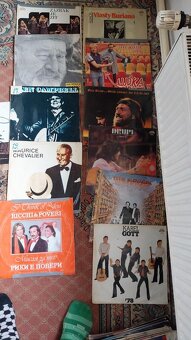 Prodej vinilů - 6