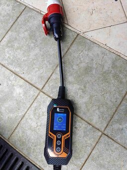 Přenosná nabíječka pro elektromobily Feyree 11kW - 6
