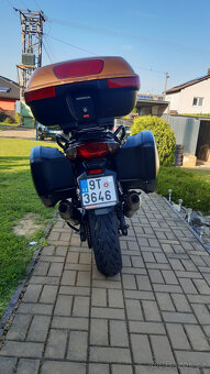 Honda CBF 1000 - 6