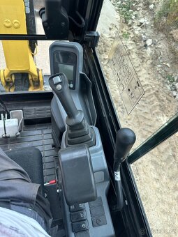 Půjčím minibagr YANMAR SV22 - 6