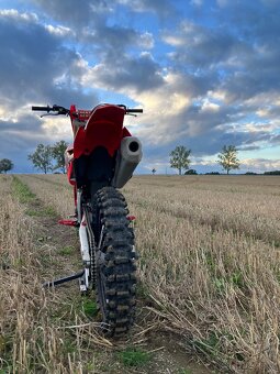 Honda CRF 250R 2023 - 6