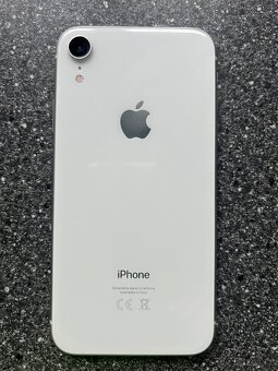 iPhone XR, 64 GB - 6