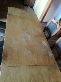 Rozkládací jídelní stůl a židle masiv - 6