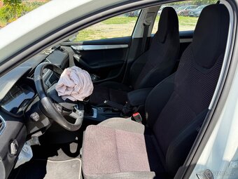 Škoda Octavia Combi 2.0 TDI 110kw 6/2015 STYLE - 6