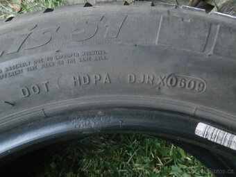 Pneu Michelin Agilis 51 205/65 R15C Kusovka - 6