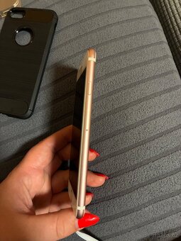 iPhone 7 - 6