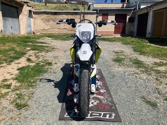 Husqvarna 701 - 6