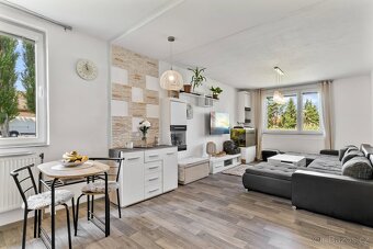 Prodej rodinné domy, 190 m2 - Vrbová Lhota, ev.č. 00005 - 6