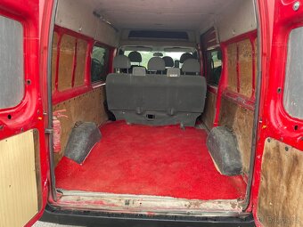 Ford transit 2.2 - 6