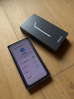 Samsung Galaxy S25 128GB modrý - 6