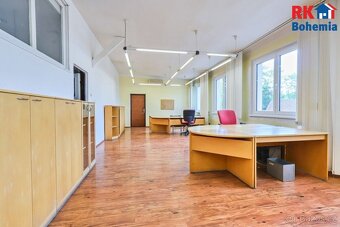 Pronájem kancelářských prostor, 3 místnosti o celkové výměře - 6