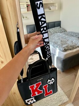 KARL LAGERFELD ČERNÁ KABELKA 1 - 6