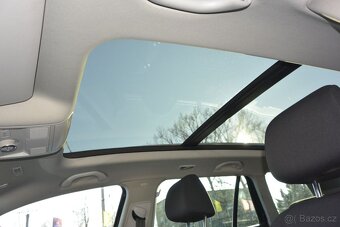 PRODÁM Volkswagen Golf 1.4TSi STYLE PANORAMA - 6